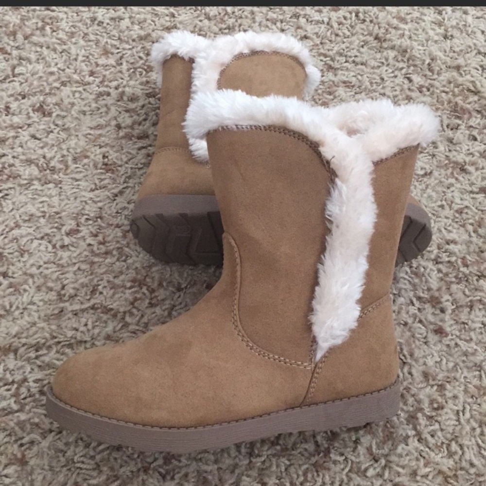 Cat & Jack Boots